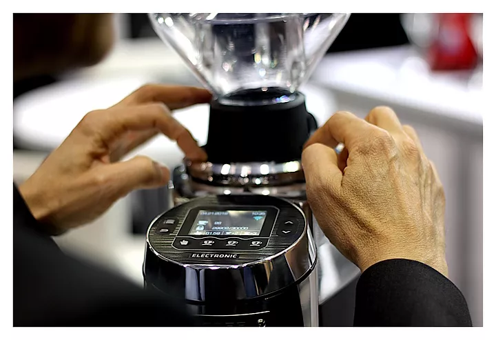 Кофемолка Mazzer Robur-S Electronic белая